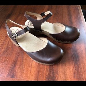 Dansko Sam